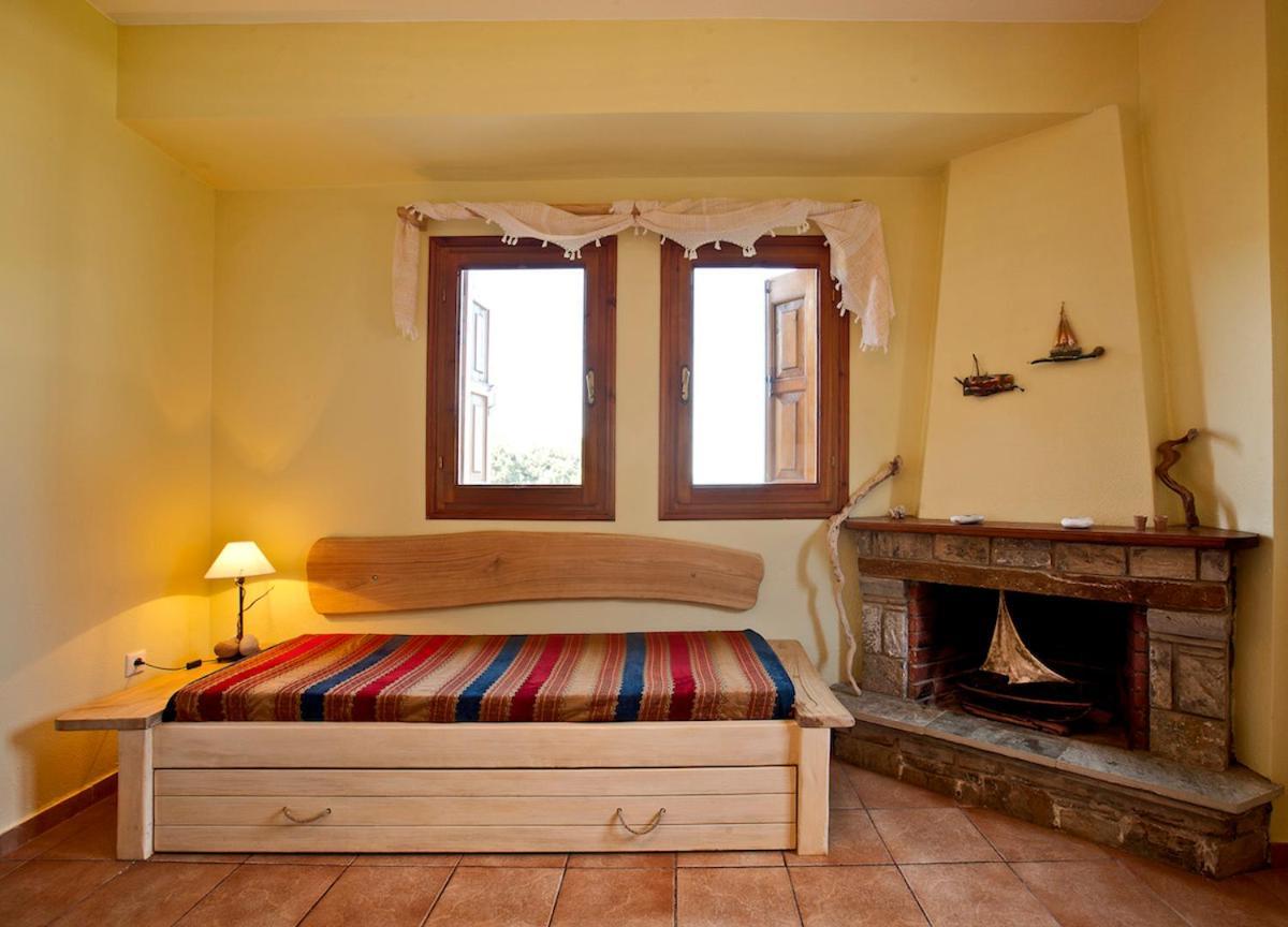 Victoria'S Guesthouse Damouchari Exterior photo